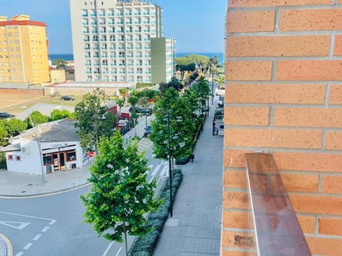 Reconnectar Malgrat De Mar Colom I Apartment Luaran gambar